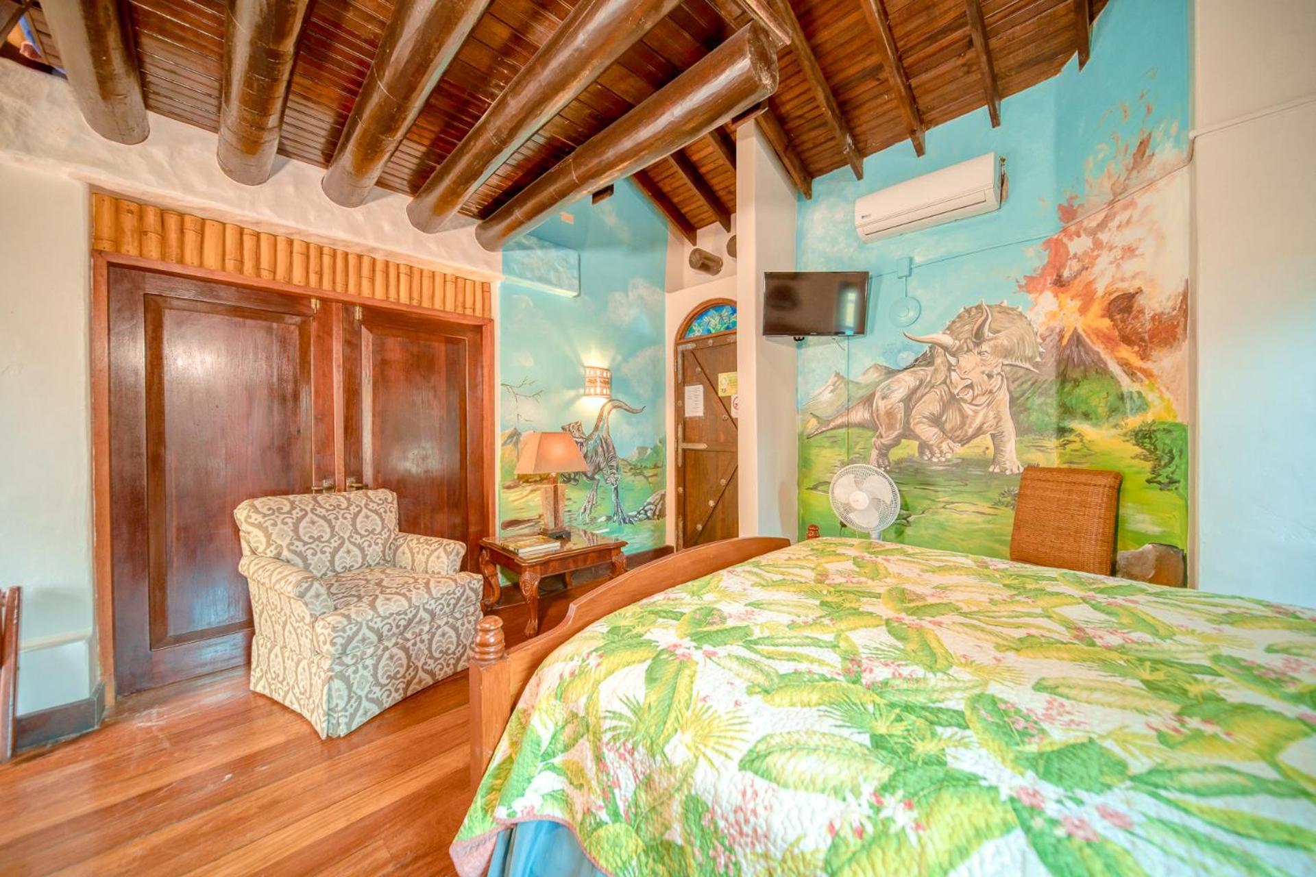 Caribe Tesoro Hotel West Bay Eksteriør billede