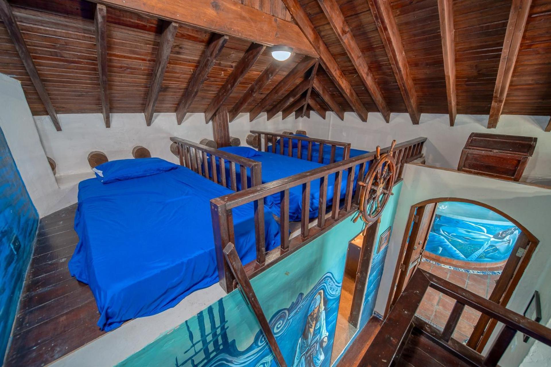 Caribe Tesoro Hotel West Bay Eksteriør billede
